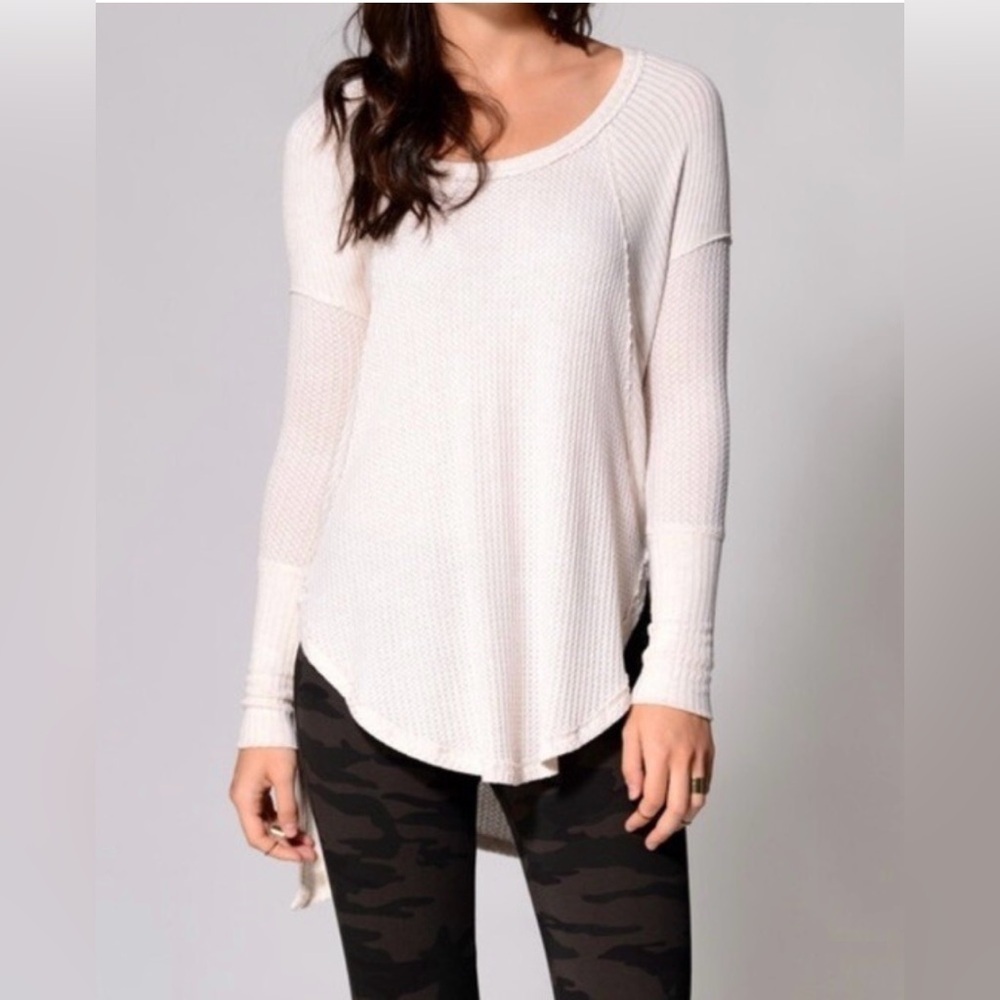 Free People Ventura Light Waffle Knit Thermal Hi Lo Pullover. Cream Size M #1694